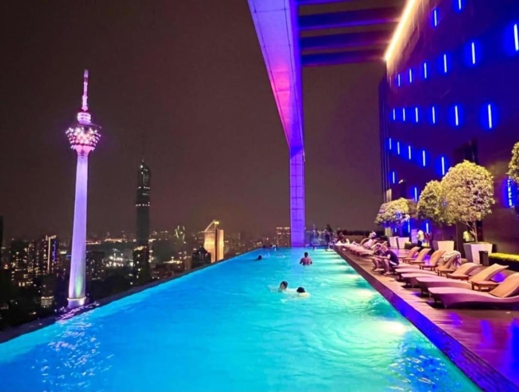 The Platinum Klcc By Infinity Pool Daire Kuala Lumpur Dış mekan fotoğraf